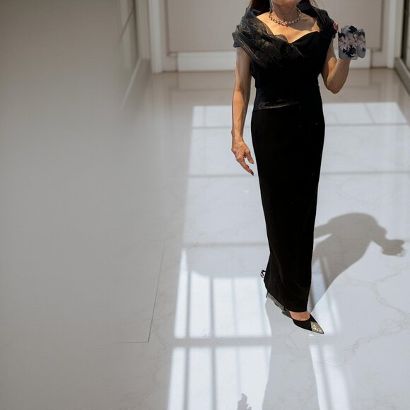 One-of-a-Kind Black Tie Affair” Gown Sz 2 - Picture 11 of 11